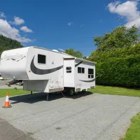 riverside-caravan-camping-park-betwsycoed-vxyvw