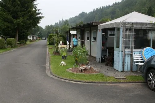 campingplatz-erlebnisbad-dieffenbachtal-schleiden-5ngr3