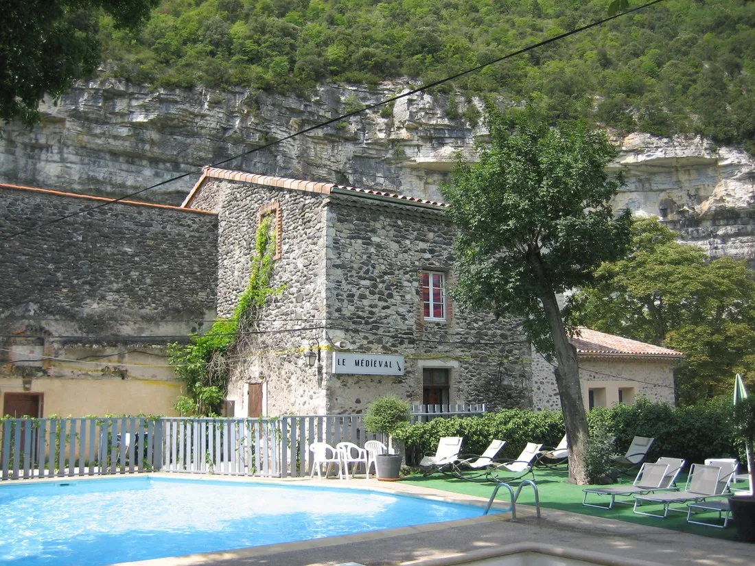 camping-le-mdival-ardche-iilor