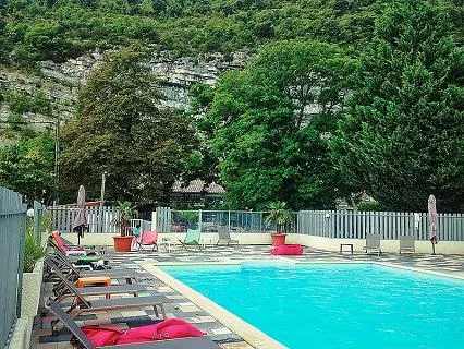 camping-le-mdival-ardche-unh5x