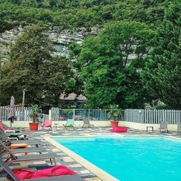camping-le-mdival-ardche-unh5x