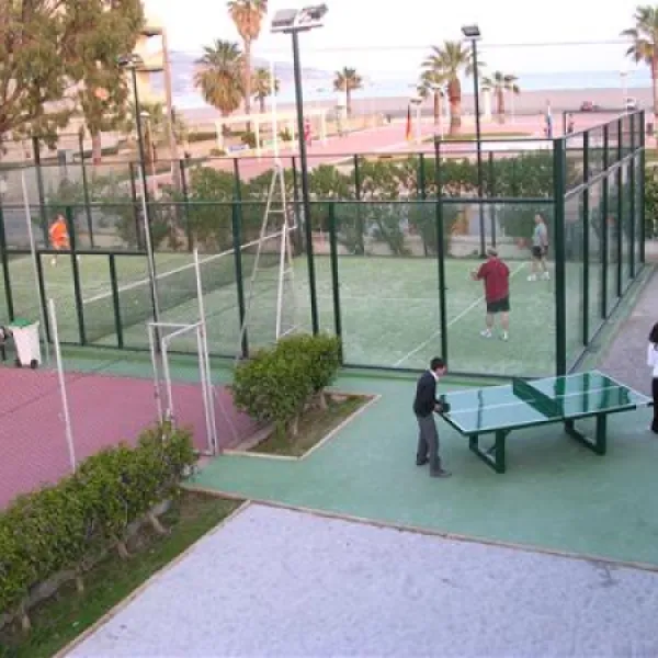 camping-playa-de-poniente-motril-y4cup