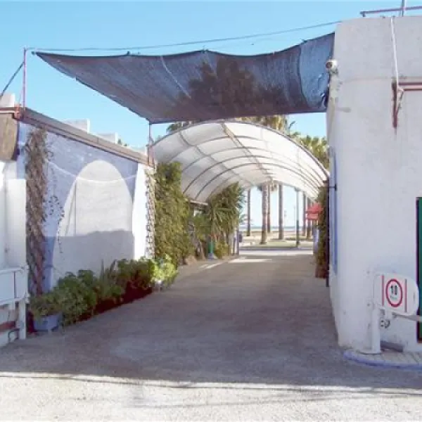 camping-playa-de-poniente-motril-zb8pa
