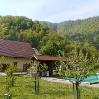 farm-camping-zelinc-slovenia-cerkno-eotah