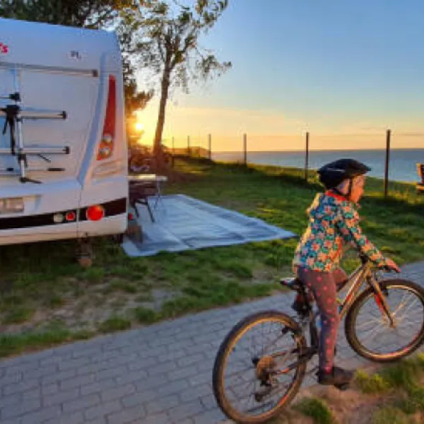 camping-alexa-chlapowo-u6biy
