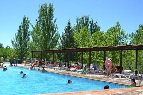 camping-los-bermejales-arenas-del-rey-fb1cw