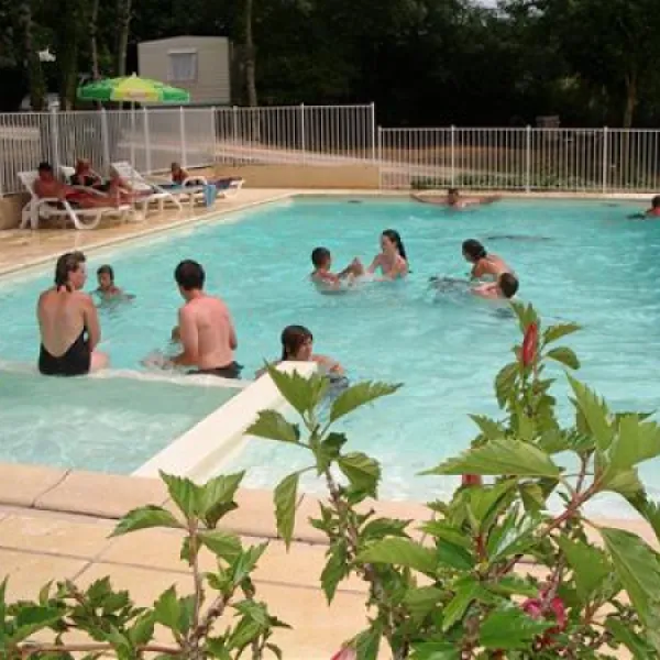 camping-le-pigeonnier-miers-paity