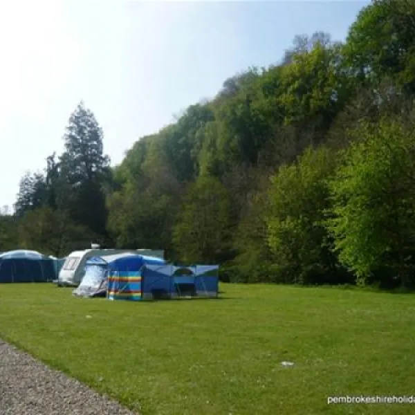 llwyngwair-manor-holiday-park-newport-xy08p