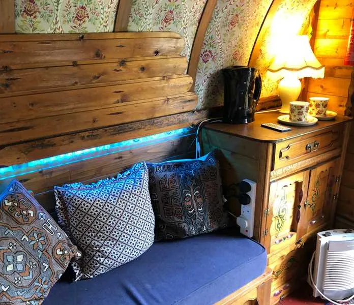 cotswolds-camping-at-holycombe-shipston-on-stour-xhpgf