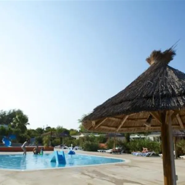les-tropiques-torreilles-plage-fdf5u