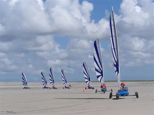indigo-douarnenez-douarneneztreboul-kdsxw
