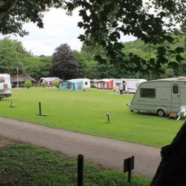 camping-caravanning-club-site-oldbury-hill-sevenoaks-hyxjw