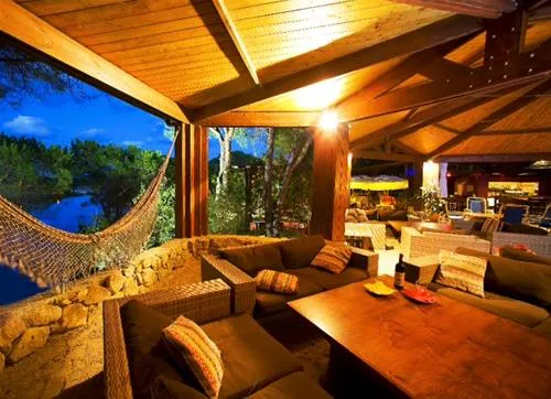 camping--bungalow-porto-sosalinos-orosei-amp9x