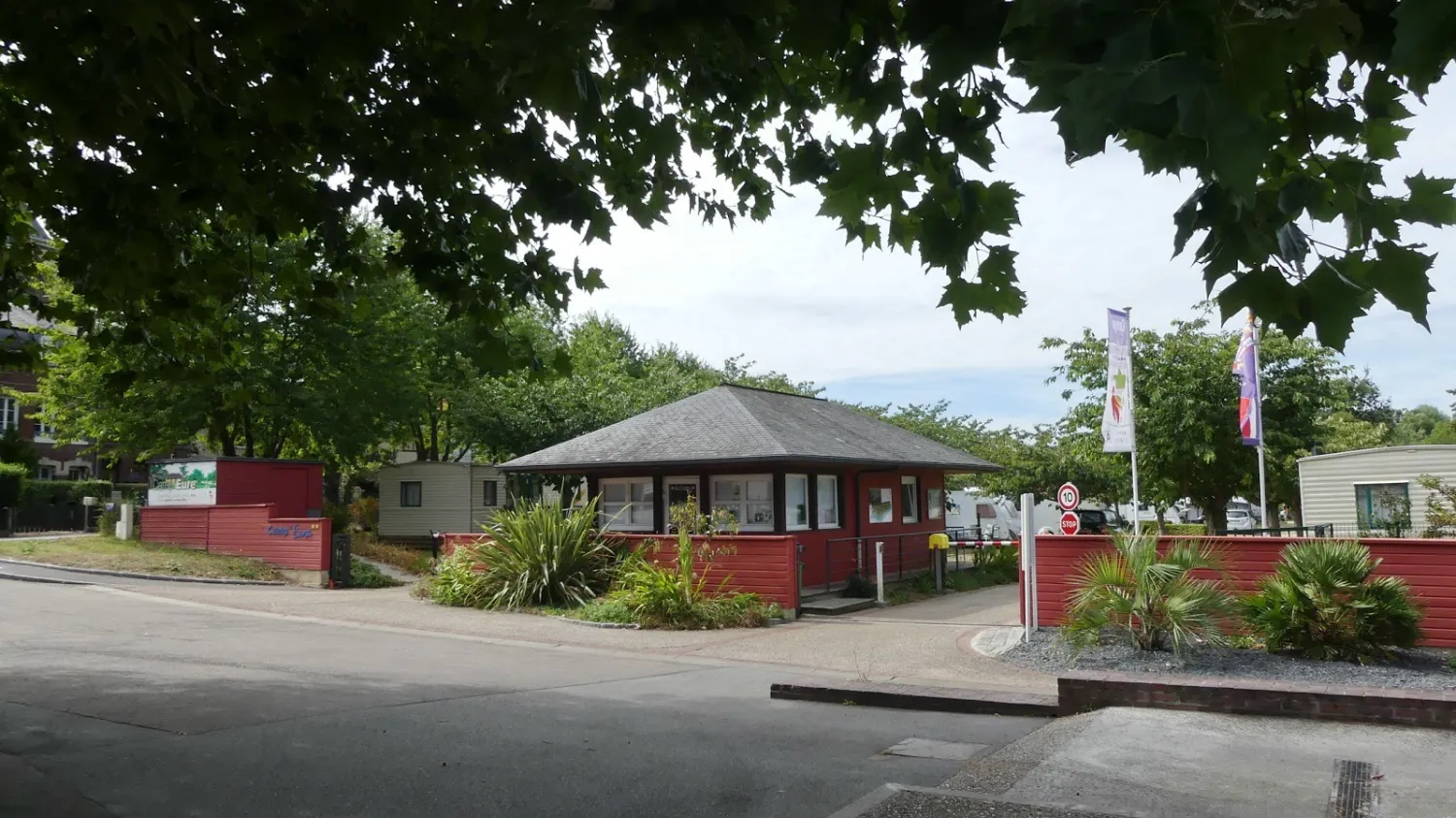 camping-eure-et-seine-pont-de-l-arche-sok9o