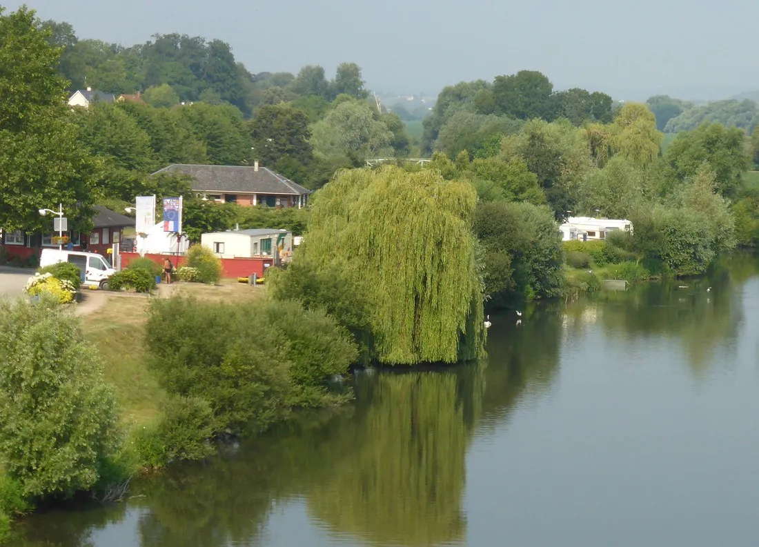 camping-eure-et-seine-pont-de-l-arche-zry4g