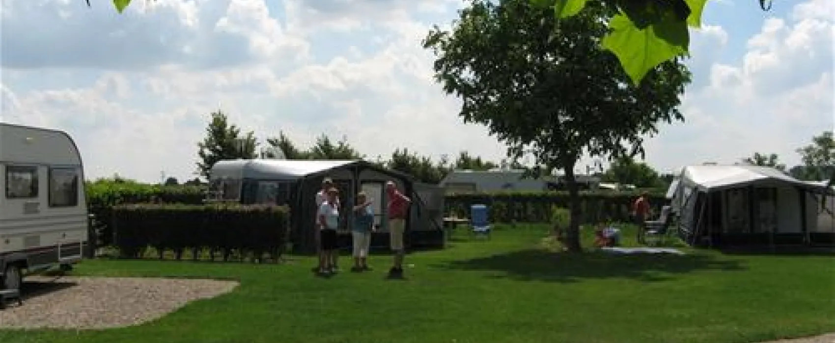 Camping De Maashoeve