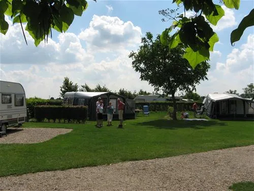 camping-de-maashoeve-ohe-en-laak-lpanm