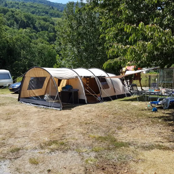 camping-eliana-savoie-2v3rh