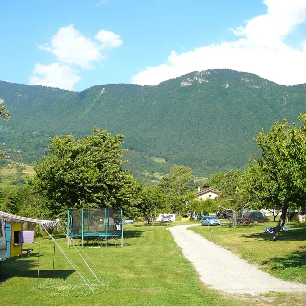 camping-eliana-savoie-5hn9x