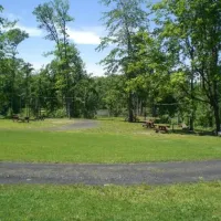 10-acres-campground-addison-5eugr