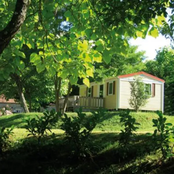 flower-camping-le-temps-de-vivre-salignaceyvigues-dvter