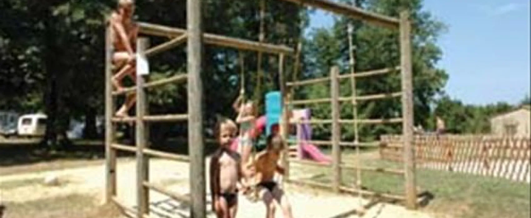 Flower Camping - Les Nauves  