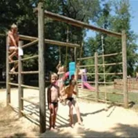 flower-camping-les-nauves-belvs-4mrvi