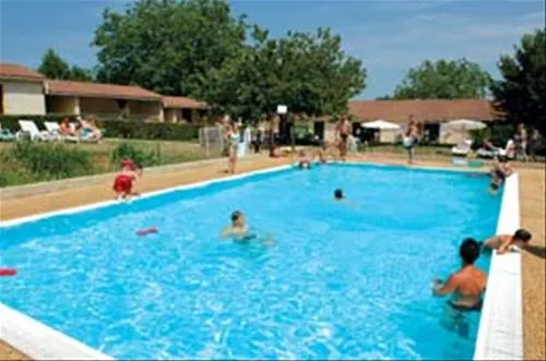flower-camping-les-nauves-belvs-izd3w