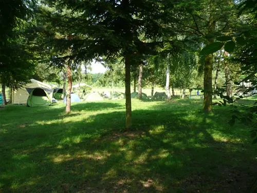 camping-le-domaine-de-la-nature-vailly-sur-aisne-smg7i
