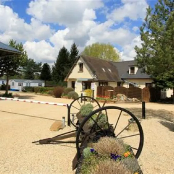 camping-le-domaine-de-la-nature-vailly-sur-aisne-uaq6t