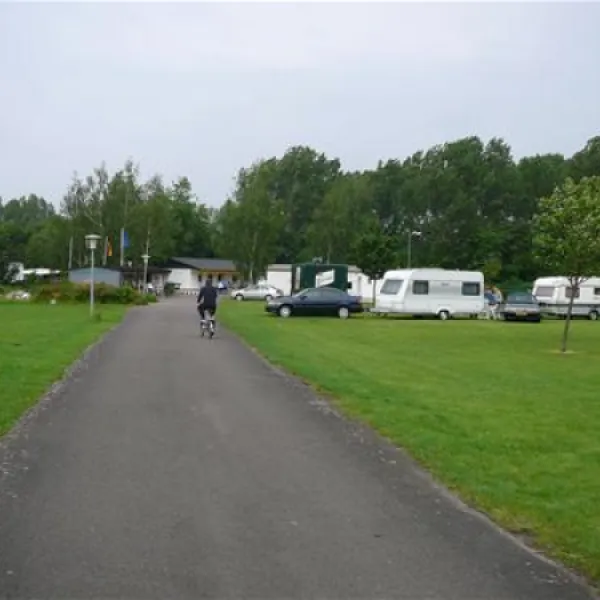 campingplatz-barleber-see-magdeburg-zwj0q
