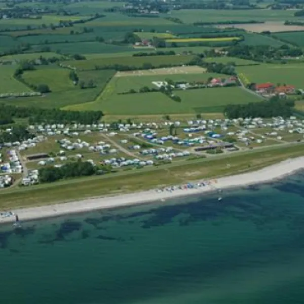 ostsee-campingplatz-hoeck-kronsgaard-zzakc