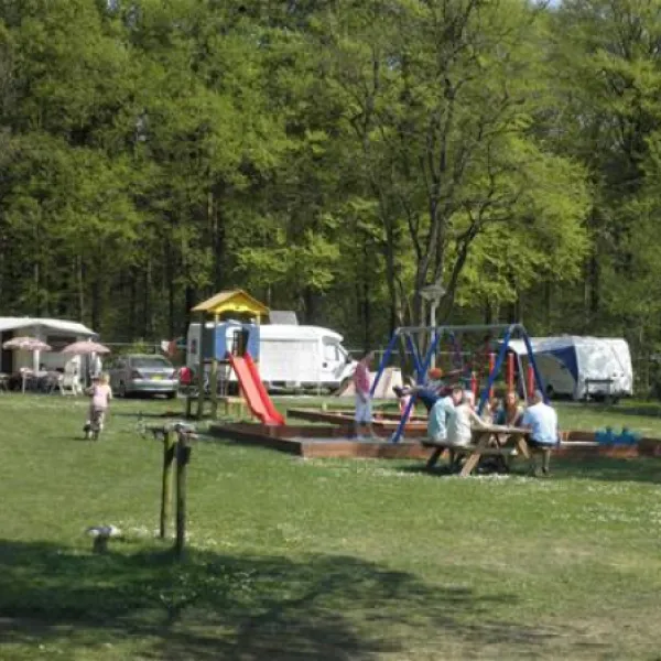 camping-de-zeven-heuveltjes-ees-jsyxx