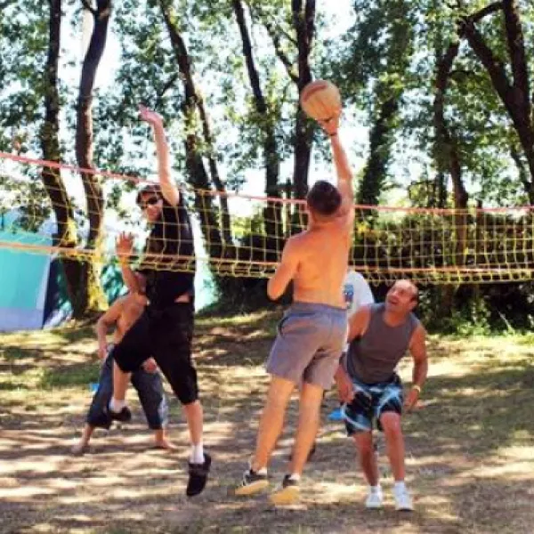 campimg-domaine-des-charmilles-fouras-ty1ds