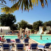 campimg-domaine-des-charmilles-fouras-yfk9l