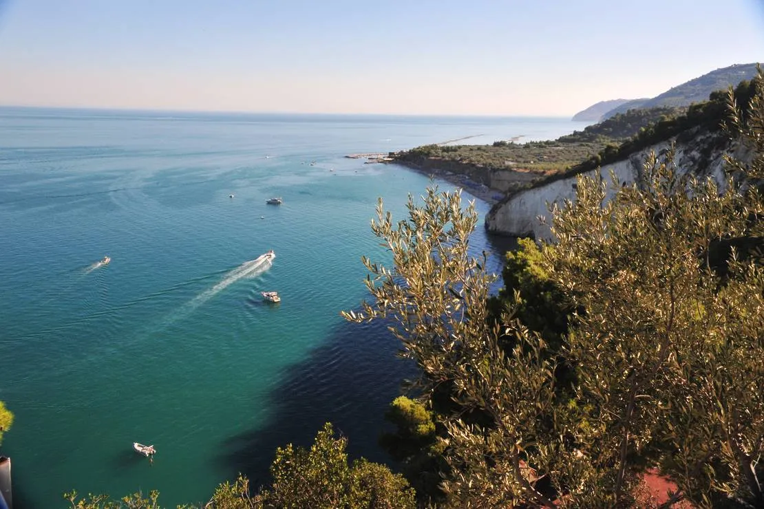 camping-fontana-delle-rose-mattinata-gargano-omjoz