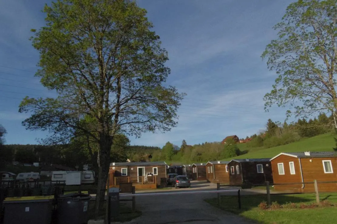 camping-municipal-le-miroir-les-hopitaux-neufs-h7vep