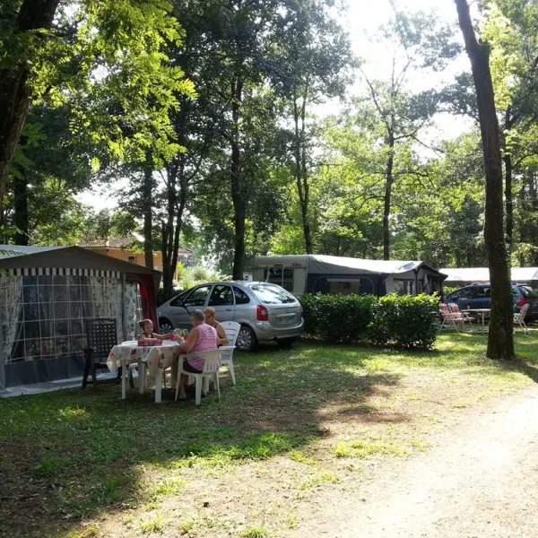 camping-les-chalets-sur-la-dordogne-girac-ne5va
