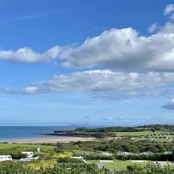 tyddyn-isaf-caravan-park-dulas-cdenl