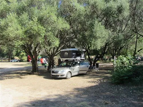 camping-municipal-ota-iy1ih
