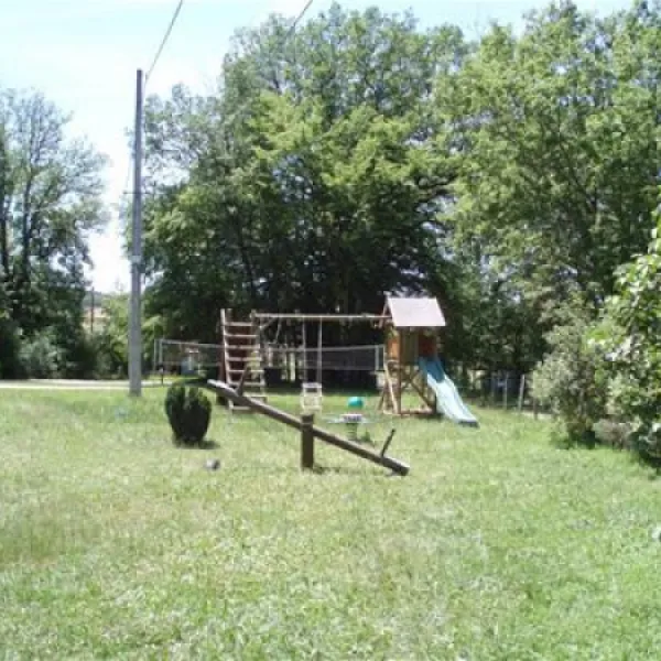 camping-du-basmeygnaud-valeuil-xjckv