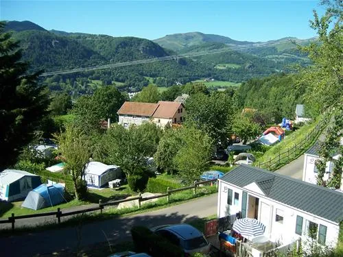 camping-la-pommeraie-vic-sur-cere-qfx16