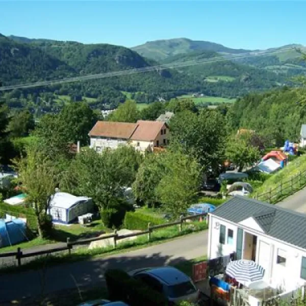 camping-la-pommeraie-vic-sur-cere-qfx16