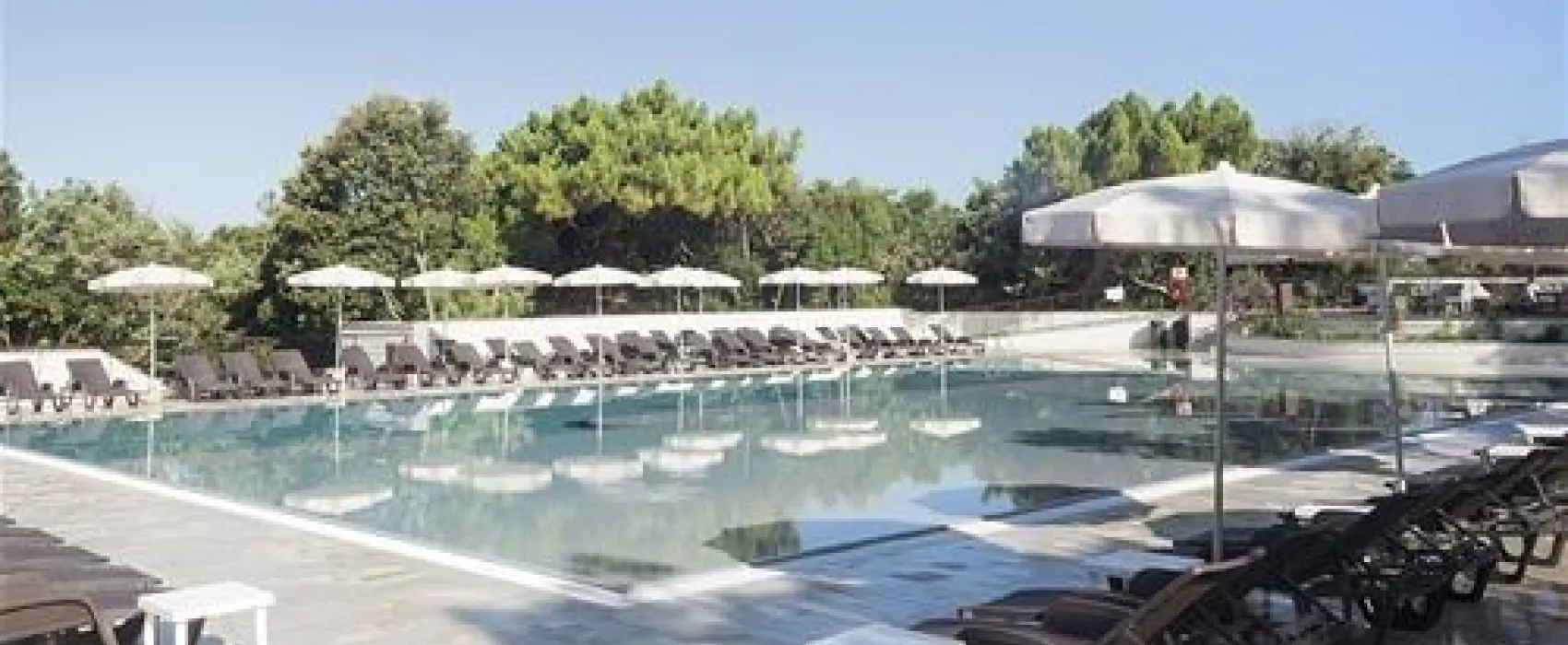 Paradu Resorts