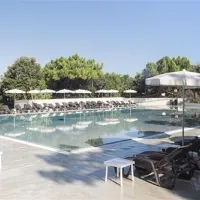Paradu Resorts