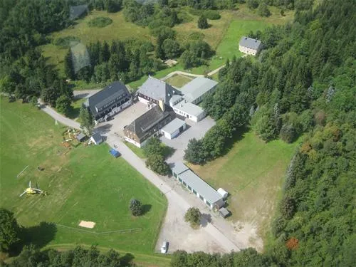 wohnwagenstellplatz-waldgasthof-bad-einsiedel-seiffen-tksfa