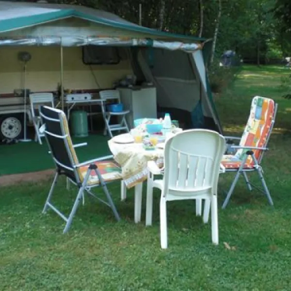 camping-le-bois-du-coderc-antonne-et-trigonant-tzqrv