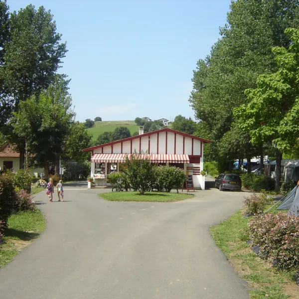 camping-goyetchea-saint-pee-sur-nivelle-1gdxf