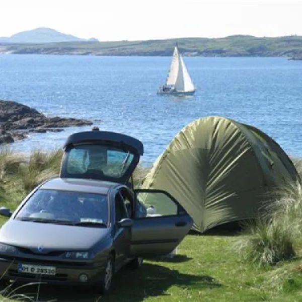 clifden-eco-beach-camping-caeavanning-park-clifden-mvzsf