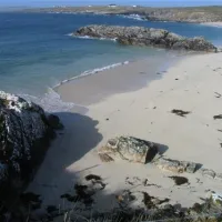 clifden-eco-beach-camping-caeavanning-park-clifden-vjzbk